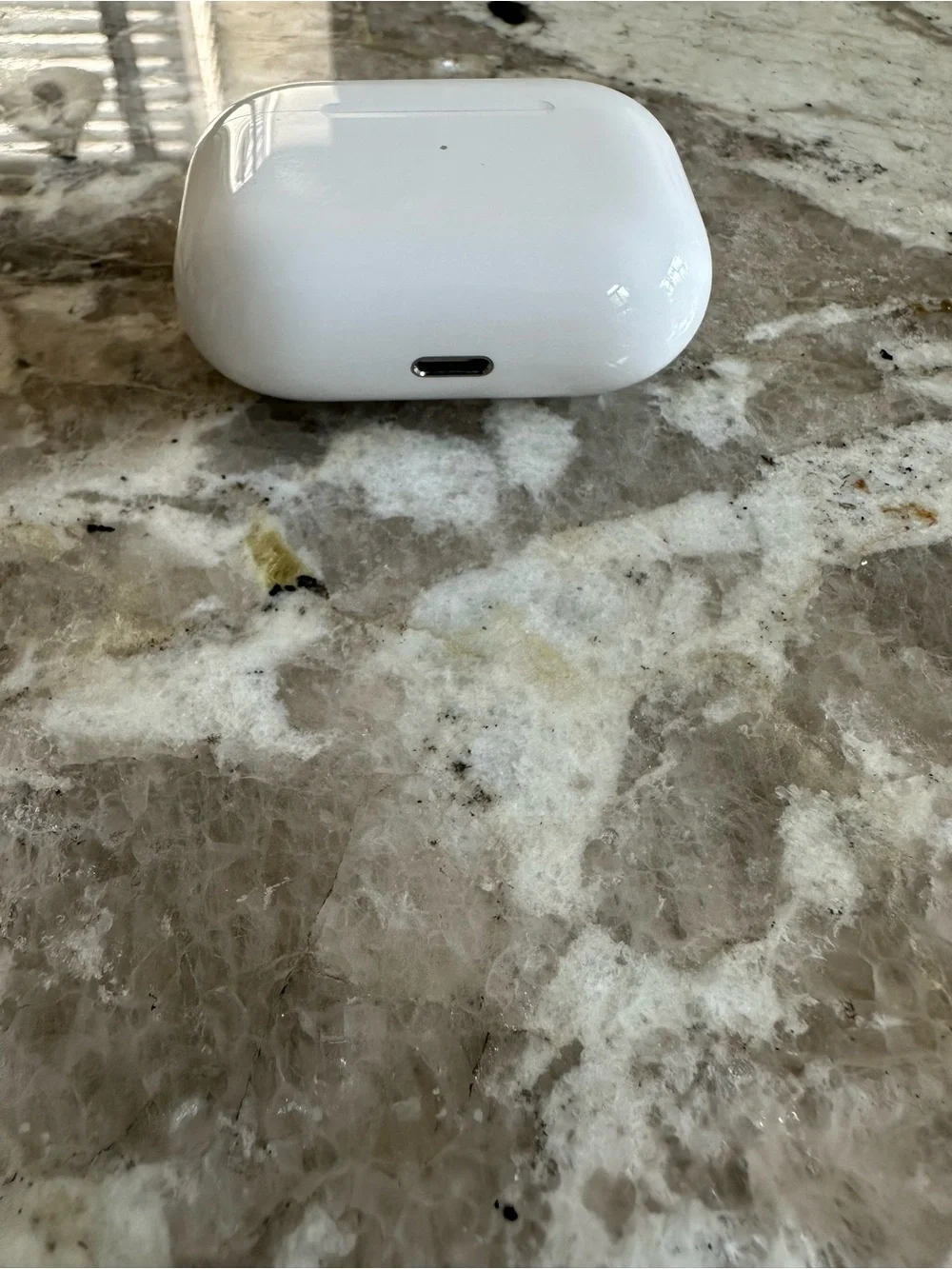 Apple genuine airpods